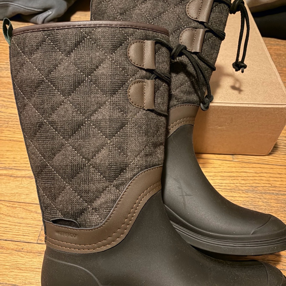 Kamik Abigail waterproof  Quilted Winter Boots size 7 NIB